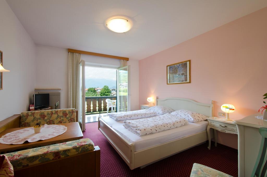 Hotel & Residenz Traubenheim Nalles Cameră foto